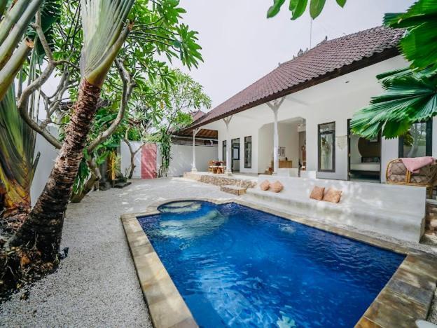 Villa Dadirri - In The Heart Of Seminyak - Walking Distance From Restaurants, Bars And Beach - Perfect Location Kültér fotó