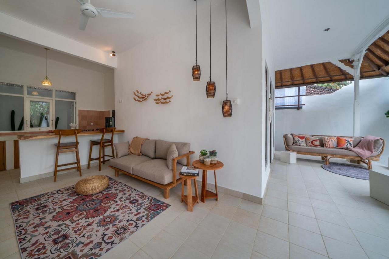 Villa Dadirri - In The Heart Of Seminyak - Walking Distance From Restaurants, Bars And Beach - Perfect Location Kültér fotó